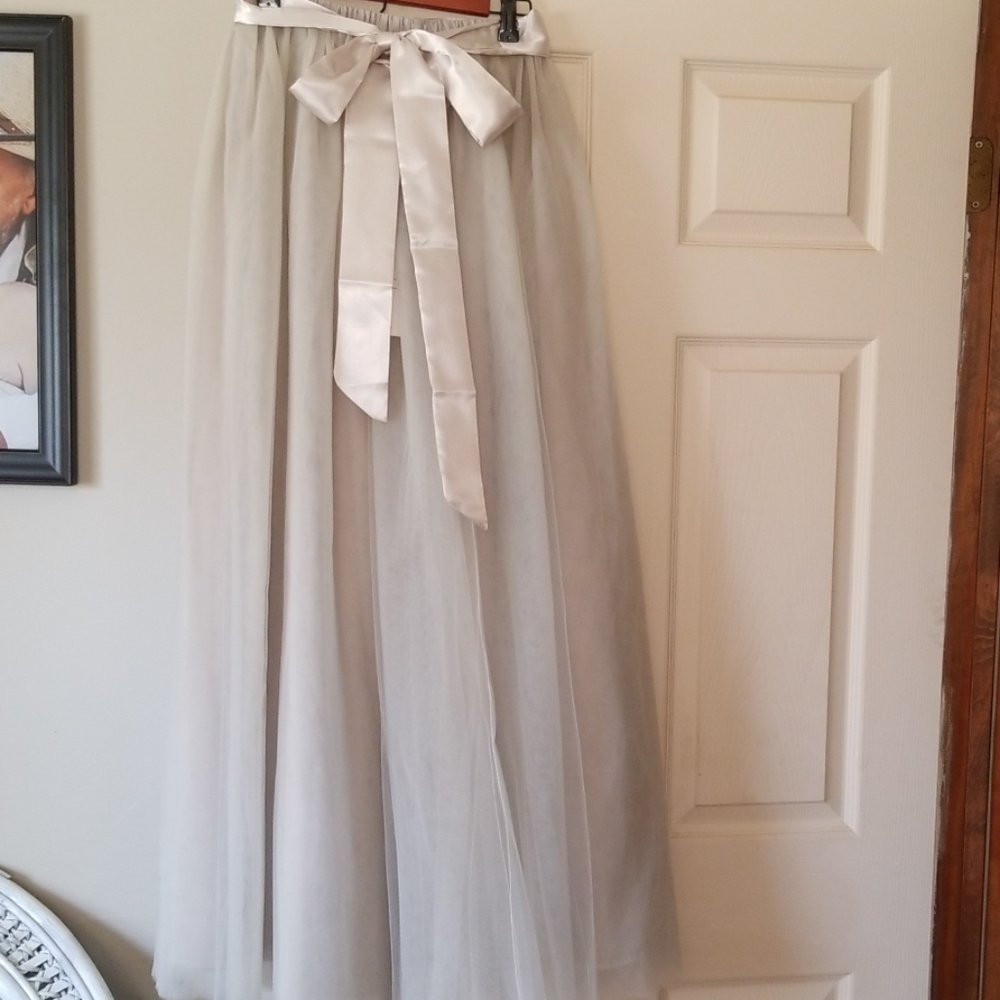 Lisong Floor Length 5 Layered Tulle Party Skirt